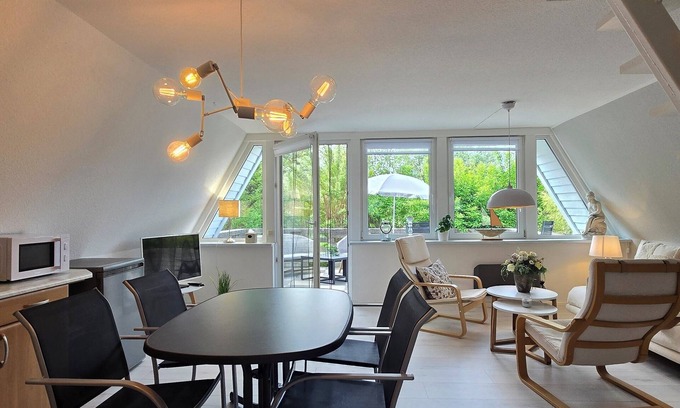 Markgrafenheide Casa | Renovated Finnish hut directly on the dune, approx. 80 m to the Baltic Sea