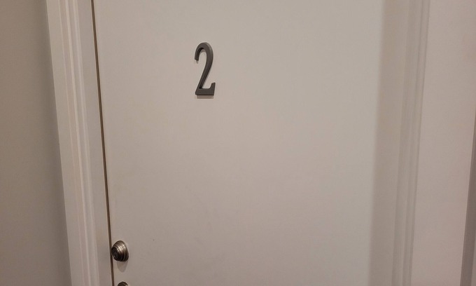 Overbrook Apartamento | Renovated, 1BR, Luxury Amenities, Nice Neighbors, Quiet Pets OK, AC, Essentials