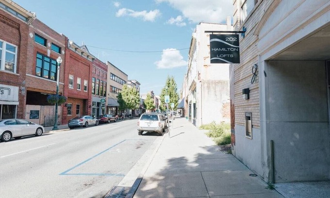 Johnson City Apartamento | Downtown Johnson City Renovated Apartment