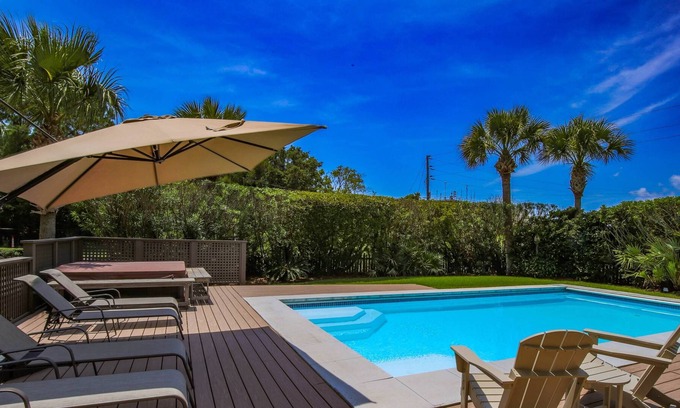 Sullivan's Island Casa | Renovated 28+ Night Beach Home w/ Private Pool, Hot Tub, 2 Master Suites, 3 Porches & Roof Deck!