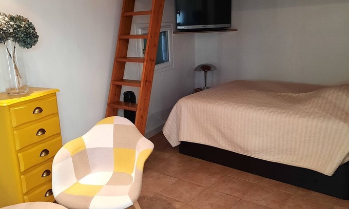 Le Redon Apartamento | Renovated 30 m2 studio near the calanques.
