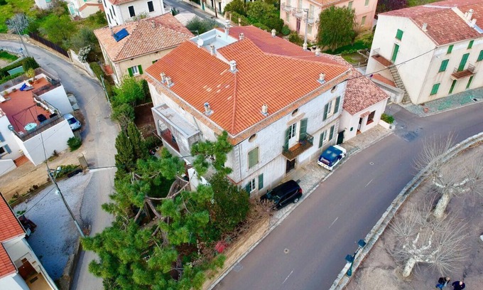 Calenzana Apartamento | piso reformado en casa burguesa