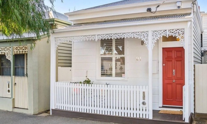 Albert Park Apartamento | Renovated Brilliance in Bayside Albert Park