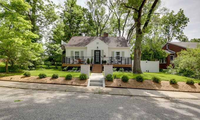 Bloomington Casa | Renovated Bloomington Home - Steps to Campus!