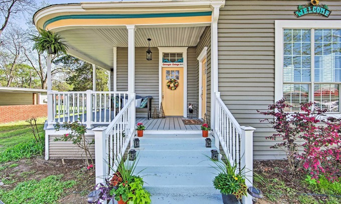 Winnsboro Casa | Renovated 'Carnegie Cottage' - Walk to Dtwn!