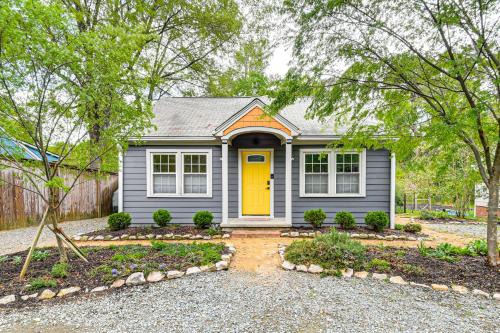 Carrboro Casa | Renovated Carrboro House with Deck and Fire Pit!