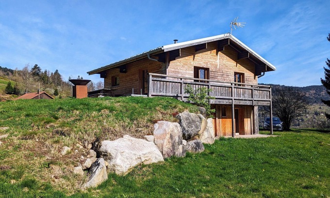 Ventron Cabaña | Chalet renovado tranquilo con terraza y chimenea en Ventron