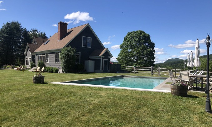 Great Barrington Casa | Reformado idóneo para niños cerca de todo y vistas sin fin
