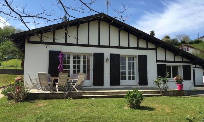 Saint-Pee-sur-Nivelle Casa | CASA VASCA RENOVADA 8 DORMIR CLIMA WIFI CERCA DEL LAGO, JARDÍN OCÉANO, MASCOTAS OK