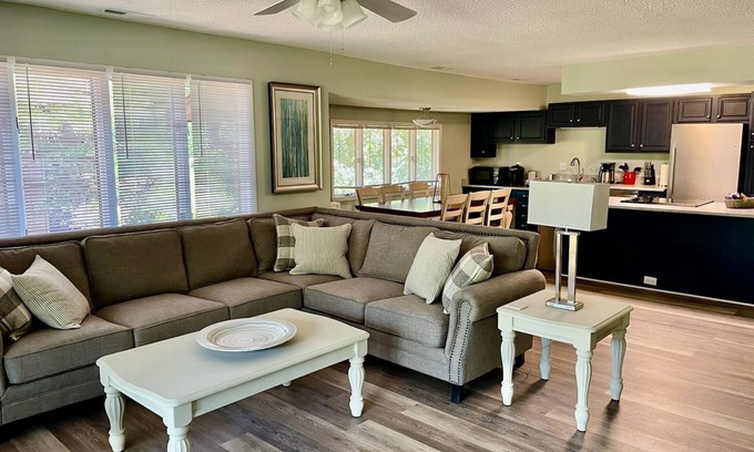 Southern Pines Condominio | Renovated Golf Front! Short commute to Ft.Bragg - Pets Allowed Upon Approval