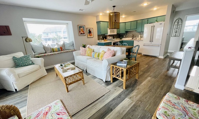 Port St. Joe Casa | Renovated Gulfview townhome just Steps to the Beach!