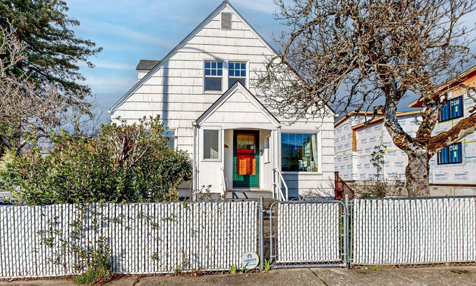 Stevenson Casa | Renovated home in central location w/ hot tub, theater, fast wifi & work desks