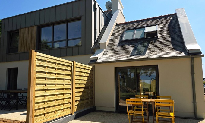 Landeda Chalet De Esquí | Renovated house 300 m from the beach and the GR34