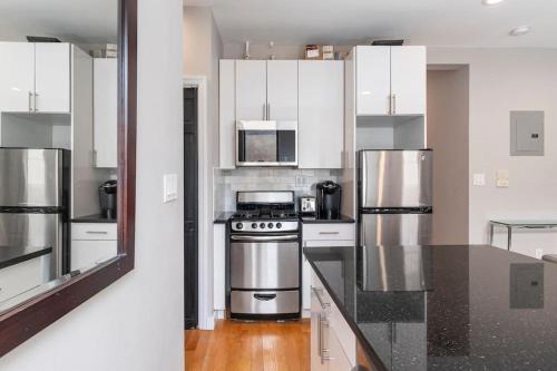 Bowery Apartamento | Renovated Lower Eastside 2BR Washer Dryer