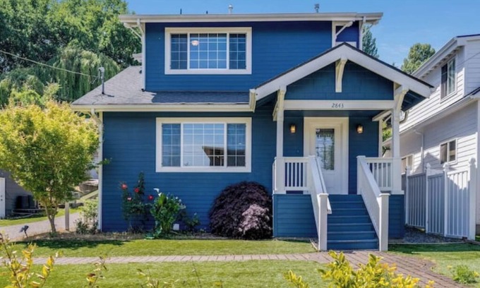 Southeast Magnolia Casa | Renovated Magnolia 5 BR Home w/ Outdoor Space