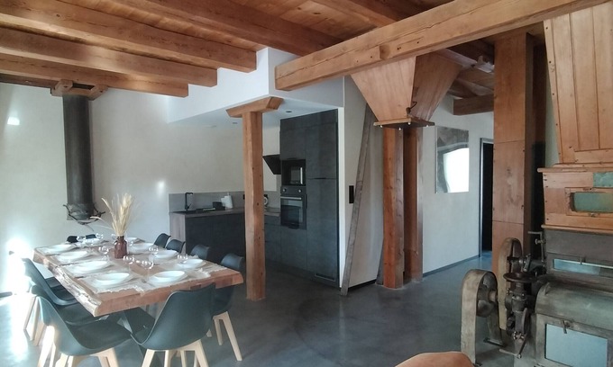 Saint-Maurice Casa | Renovated old mill for 10 people with Nordic bath and 4 bathrooms!