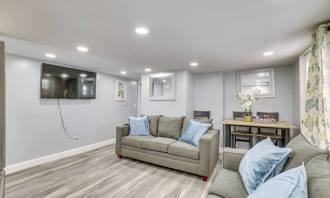 Waterbury Apartamento | Renovated Retreat in Downtown Waterbury!