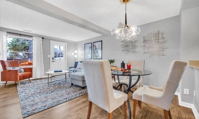 Decatur Casa | Renovated townhome on bike path includes bikes!