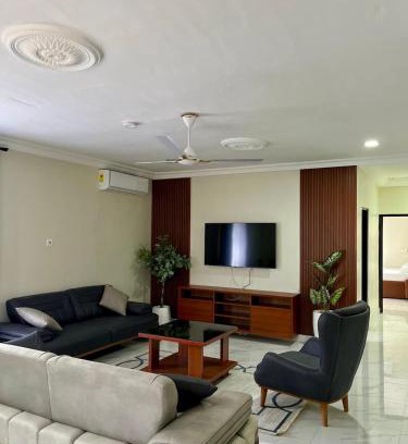 Teshie Apartamento | Renovatio Apartment