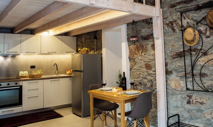 Kalamios Apartamento | Renoviertes Altes Osmanisches Steinhaus, Mitten in der Natur in Voutas Kreta