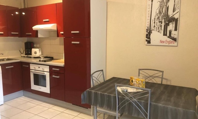 Reynes Apartamento | Rent Apartment Amélie-les-Bains-Palalda 2 people 50m des Termes