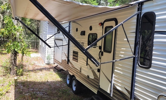 Painters Hill Casa | Rent an AWESOME RV at the beach! Sleeps 8 plus outdoor kitchen!