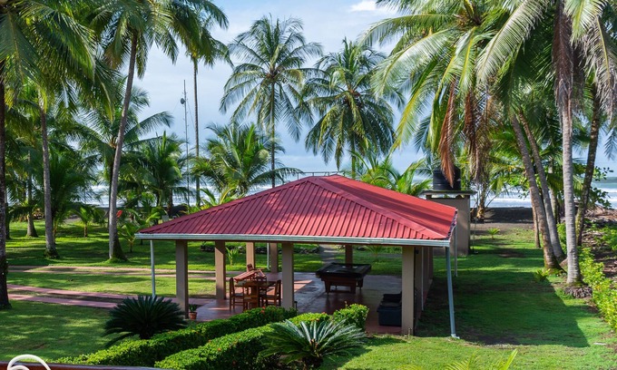 Parrita Complejo | Rent an entire beachfront resort for up to 30 people in Costa Rica