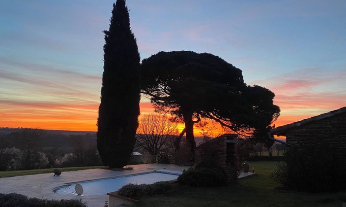 Pin-Balma Casa | Rent Independent House - 12 to 14 Sleeps - 6 to 7 Bedrooms - Toulouse
