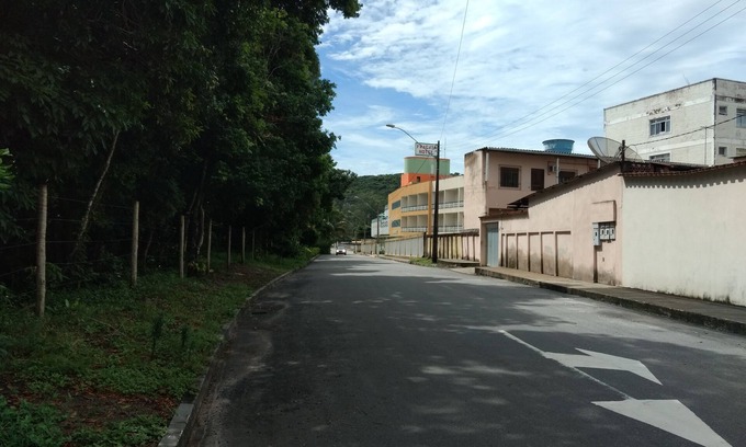 Praia do Morro Apartamento | ALQUILER DE APARTAMENTO QUITINETE-3 (KITNET) PLAYA MORRO GUARAPARI CON GARAJE