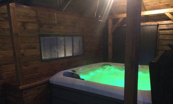 Plouarzel Villa | Alquilo villa a 300m del mar con capacidad para 13 personas, jacuzzi, 3 terrazas.