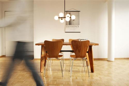 Strausberg Apartamento | reoh I Maisonette am See I Malerischer Ausblick I Beamer I Berlin in 30min