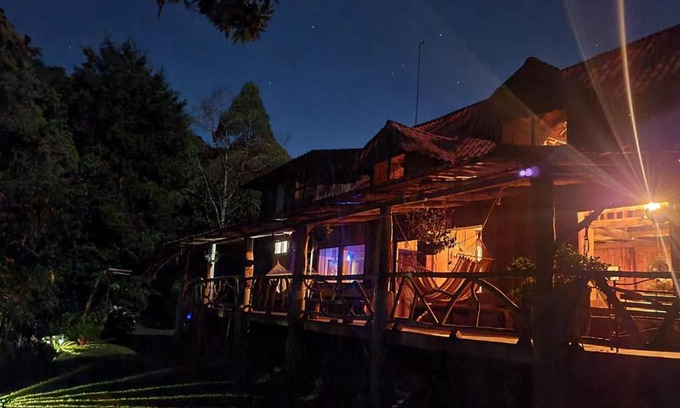 San Isidro Cama Y Desayuno | Reserva y Estancia Robles Mimosos Lodge