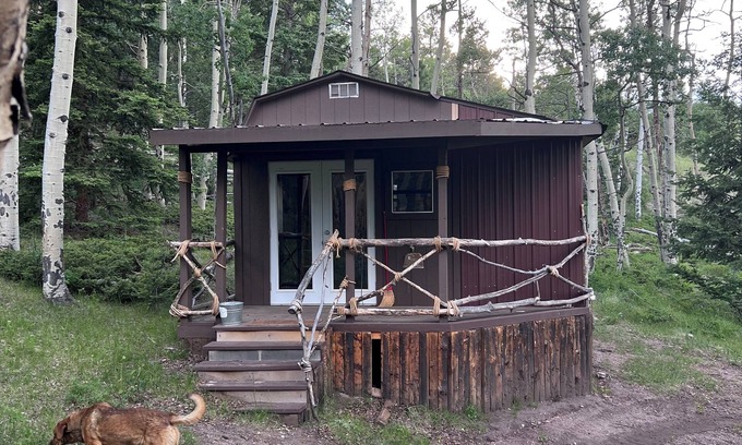 Canon City Cabina | Reserve now for the Aspen Grove leaf change in October!
