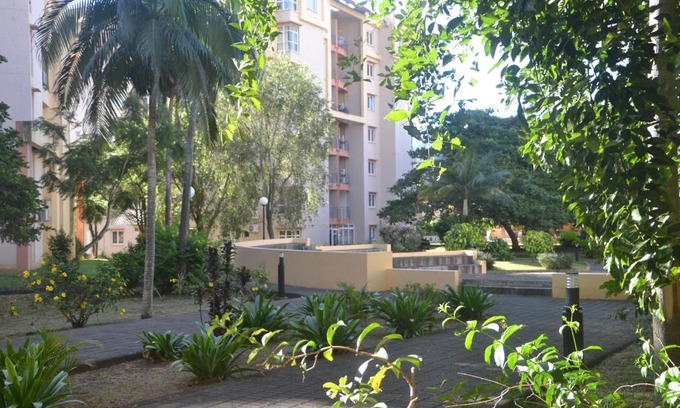 Ebene Apartamento | RESIDENCE CYBERVILLAGE THREE ROOMS Apartment