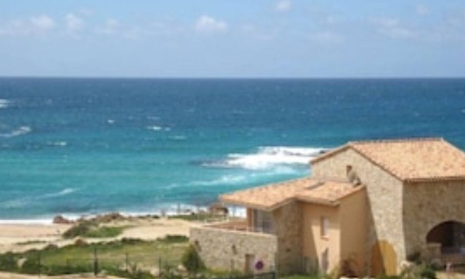 Tizzano Apartamento | RESIDENCE FIORAVANTI 4 Apartment SEA VIEW - WATERFRONT 2-4 pers