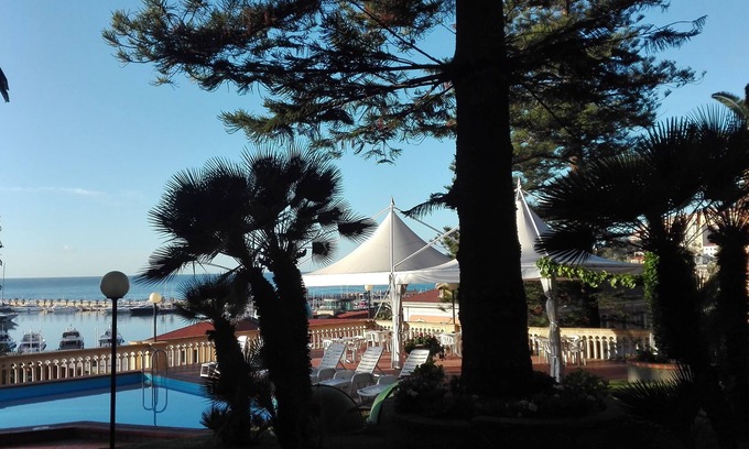 Imperia Casa | Residence Hotel Miramare