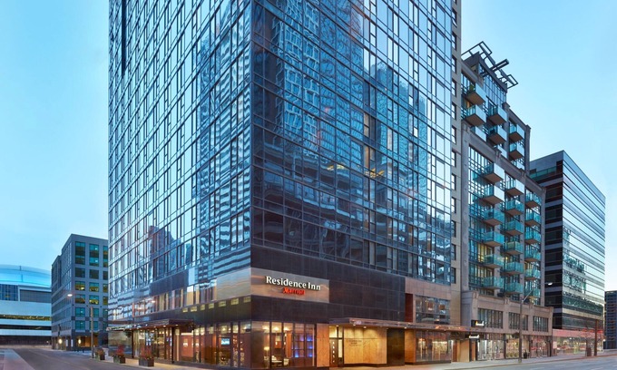 Toronto Entertainment District Hotel | Residence Inn by Marriott Toronto Downtown / Entertainment District