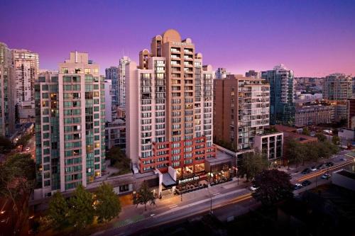 Downtown Vancouver Hotel | Residence Inn by Marriott Vancouver Downtown