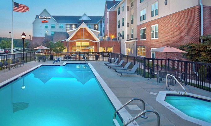 Waldorf Hotel | Residence Inn by Marriott Waldorf