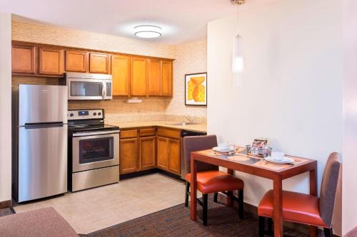 Huntsville Hotel | Residence Inn Huntsville