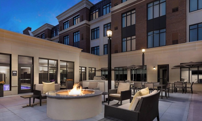 Garden City Hotel | Residence Inn Long Island Garden City