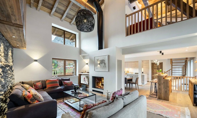Villarabout Chalet De Esquí | Vrbo Property