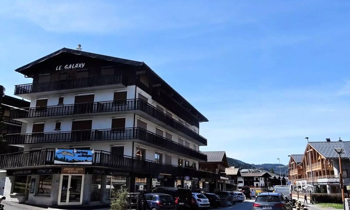 Las Illas Apartamento | Residence Le Galaxy - C4 - TWO PARTS - 4 PERSONS - CENTRE RIGHT - WIFI - DRAPS AND SERVIETTS INCLUDED - BUANDERY - TRADE AT 100 M
