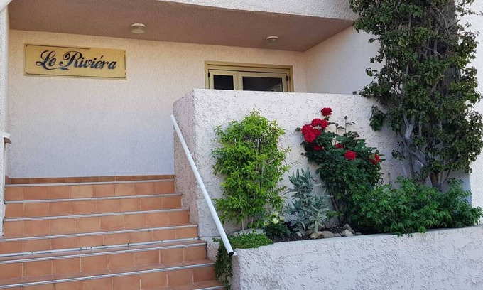 L'Evescat Apartamento | Residence le riviera with swimming pool