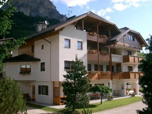 Colfosco Apartamento | Residence Majarai