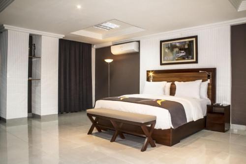 Littoral Department Hotel | Residence Maryka II