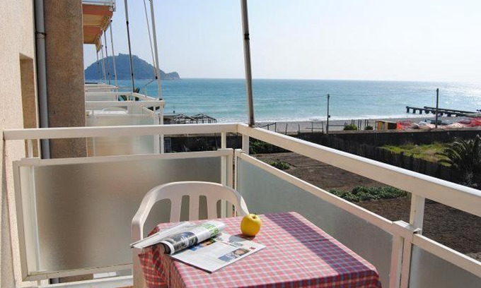 Albenga Apartamento | Residence Riviera