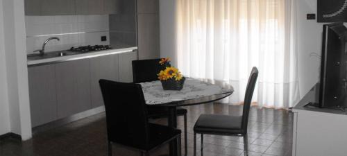 Tiche Apartamento | Residence Royal