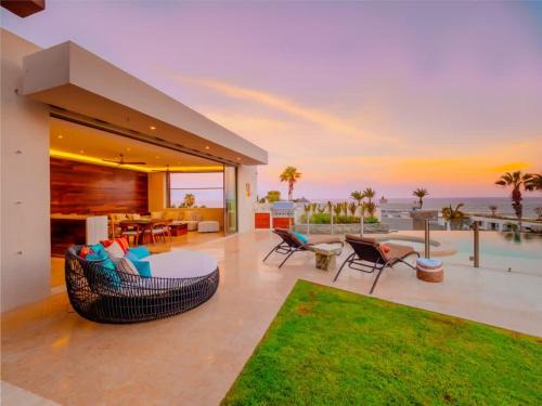 El Bledito Villa | Residence Steps To Beach, Plus A Pool House!