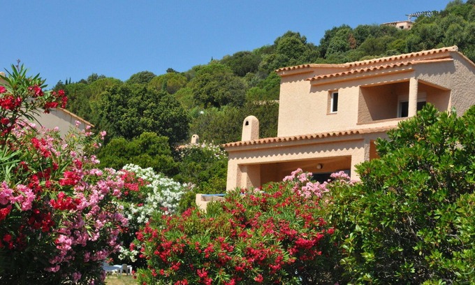 Hameau de Palombaggia Villa | INEPENDANTE VILLA CON PISCINA Y TENIS - VISTA A LA PLAYA DE PALOMBAGGIA -